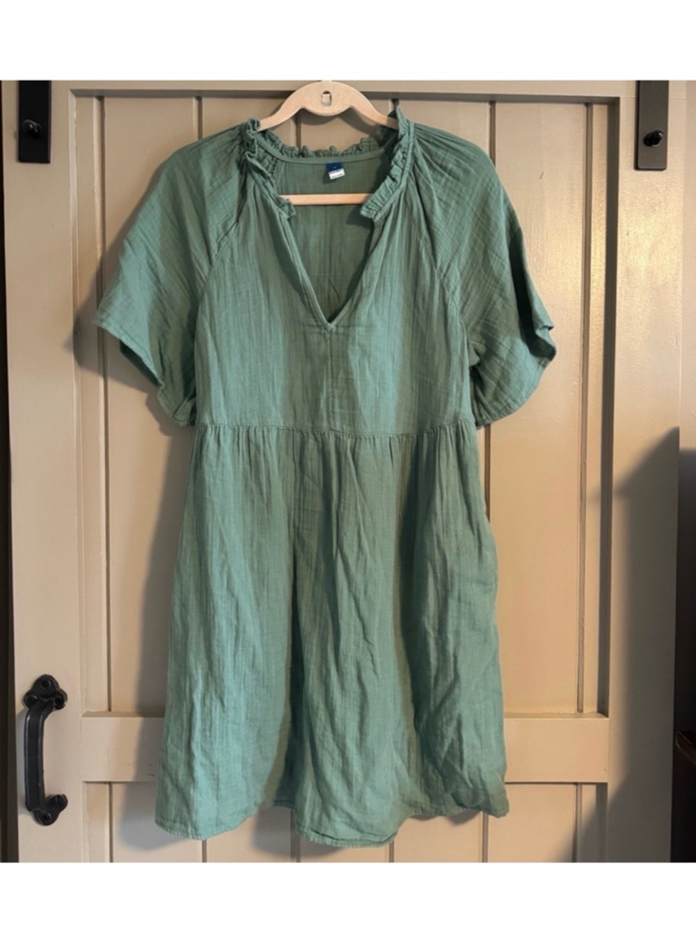 🍎 Old Navy Light green Mini Dress